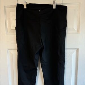 BNWOT Zyia cropped leggings with pockets